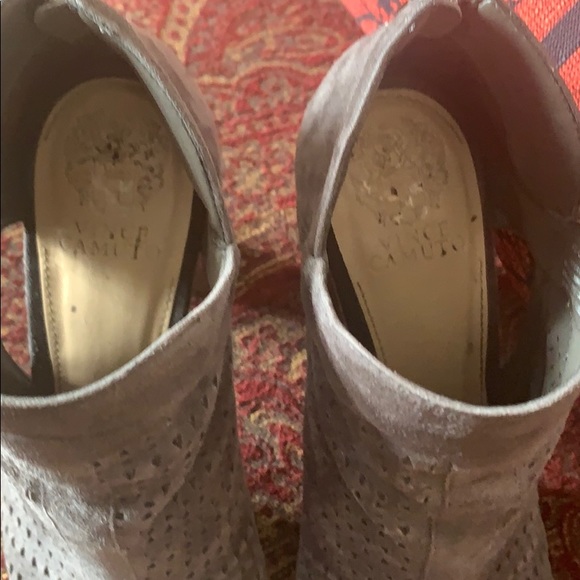 Vince Camuto booties - Picture 4 of 7